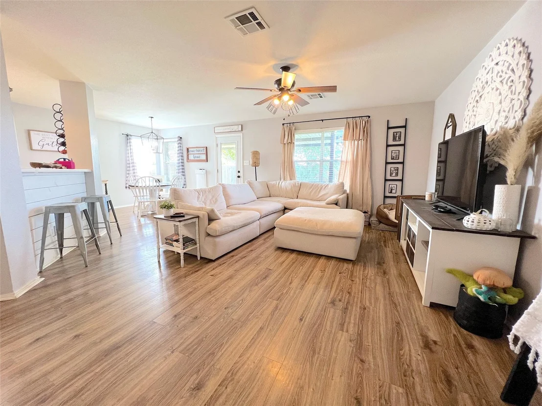 Photo of 2204 Brewers PL