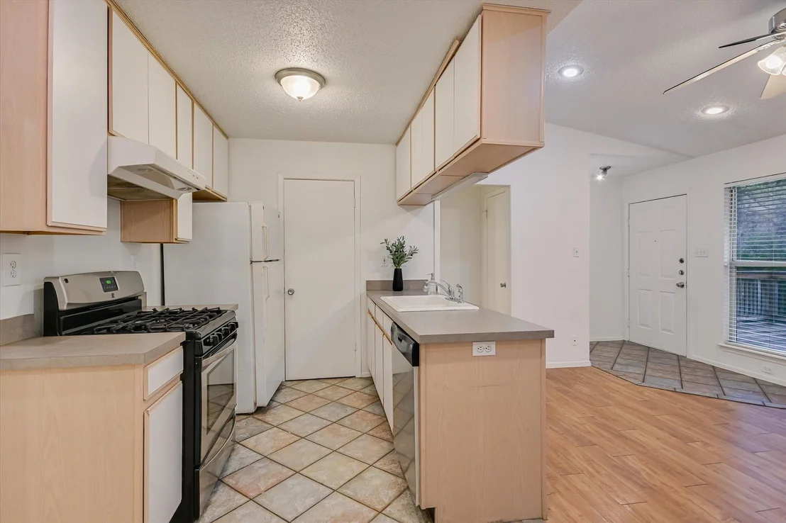 Photo of 3207 Eanes Circle CIR