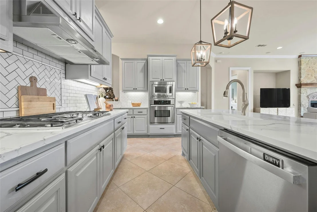 Photo of 331 Aspen DR