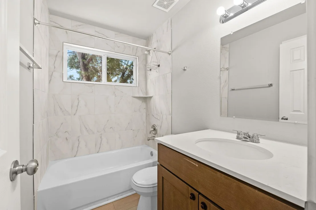 Photo of 112 Brianna CIR