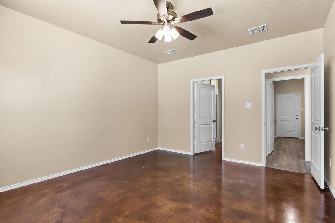 Photo of 1348 Lindsey DR