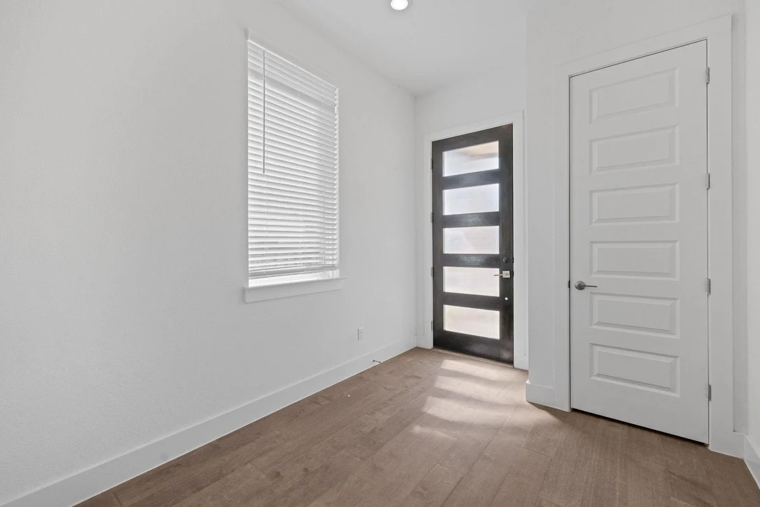 Photo of 1413 Kneehigh LN