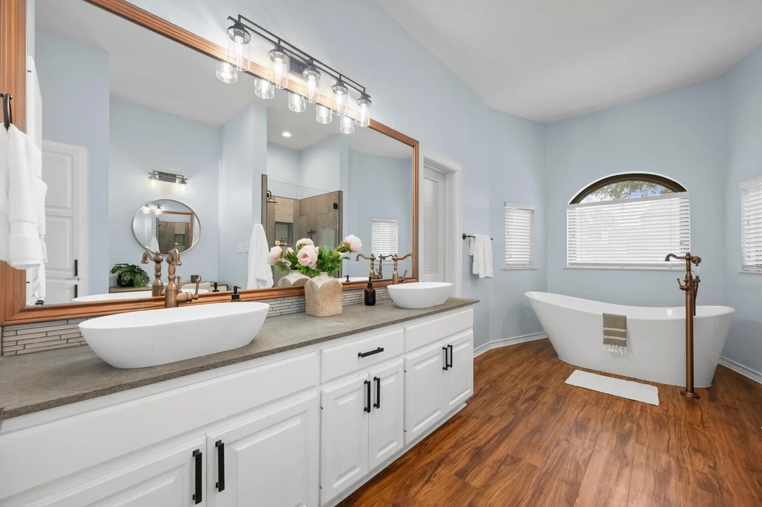 Photo of 10101 Jupiter Hills DR