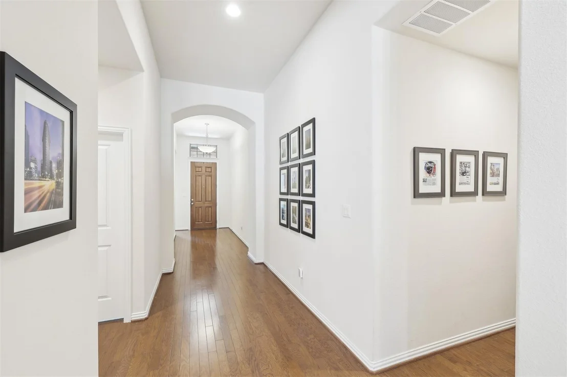 Photo of 303 Merion DR