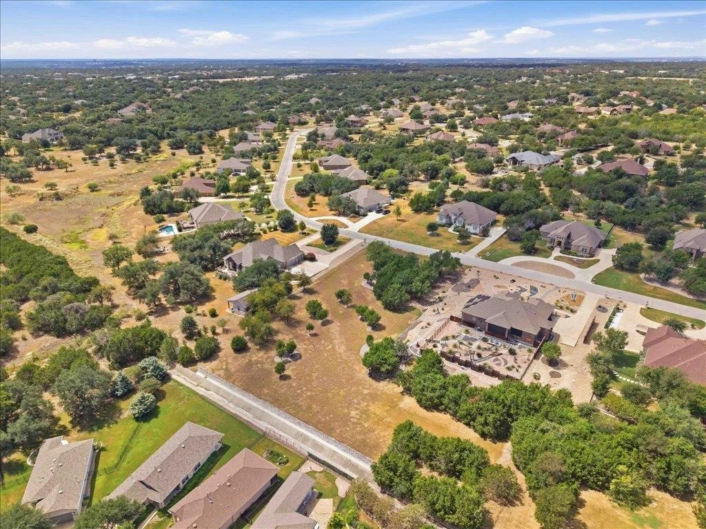 Photo of 232 Standing Oak DR
