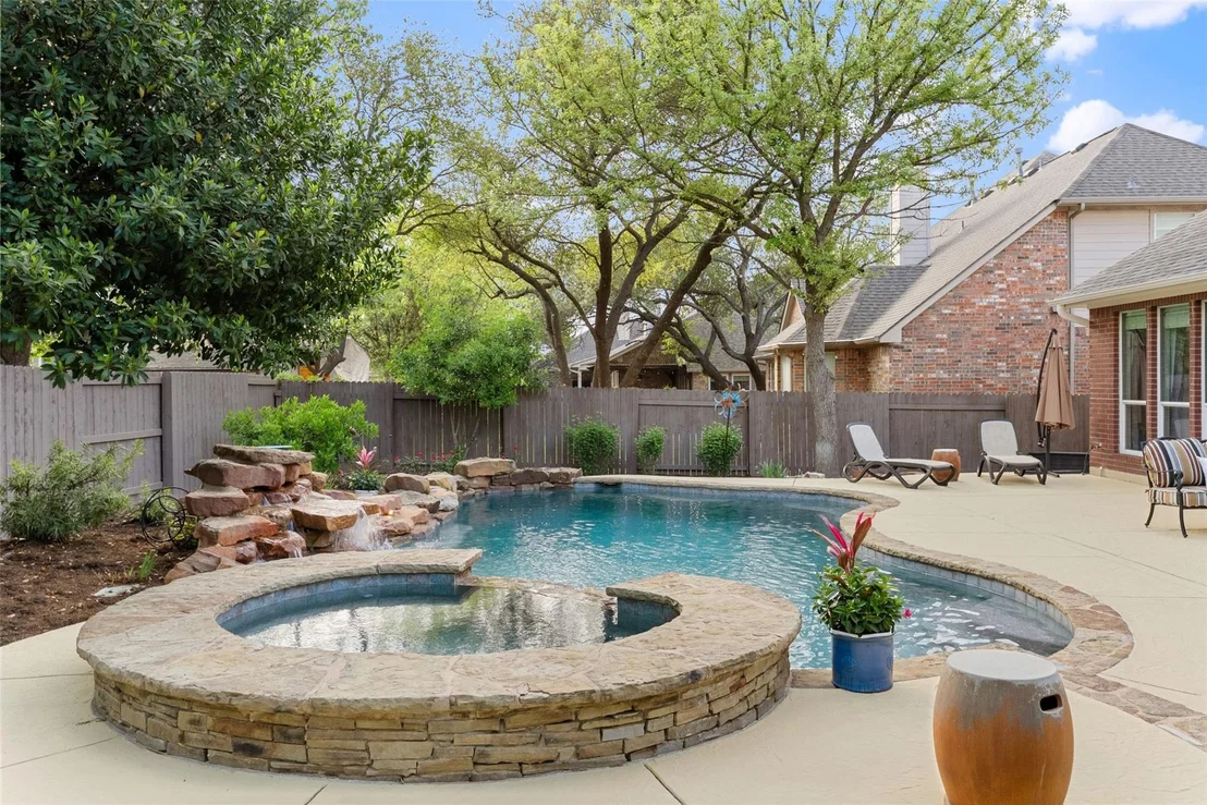 Photo of 502 Madisons WAY