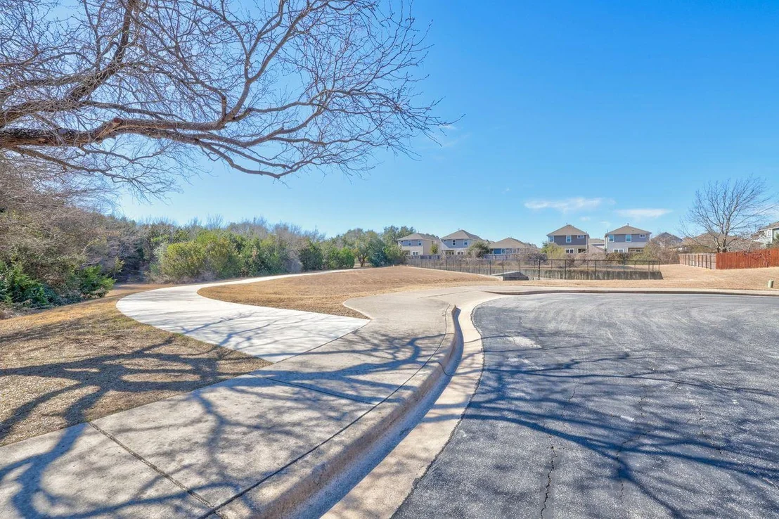 Photo of 214 River Park LN