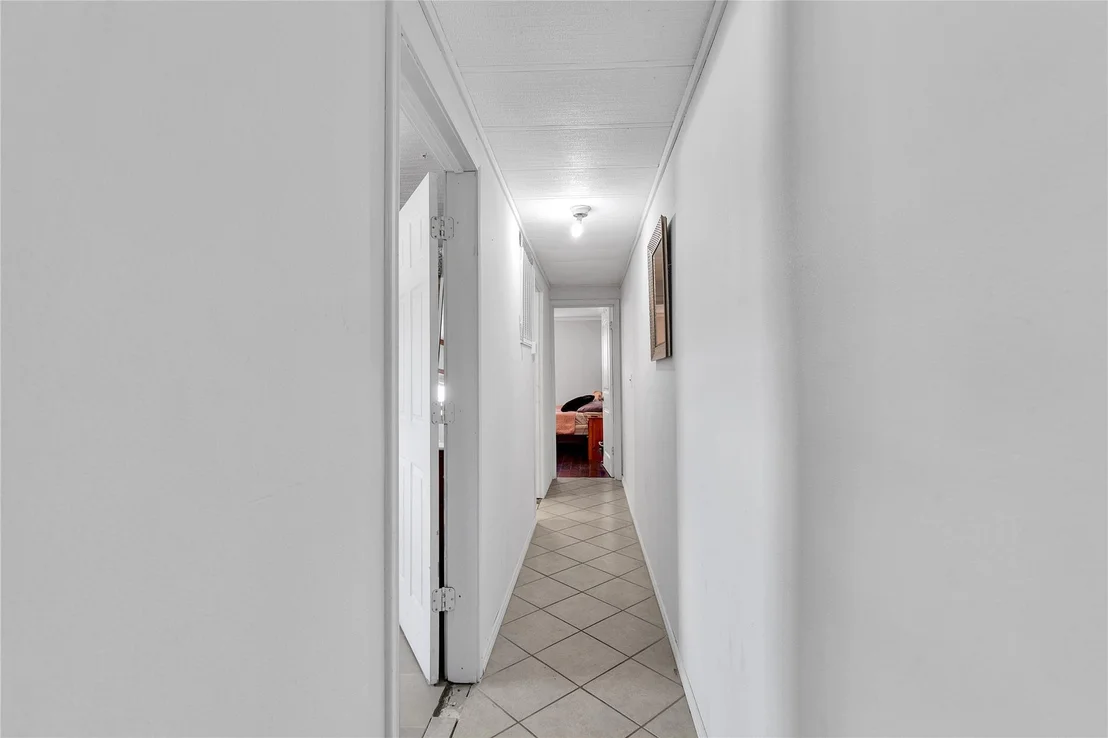 Photo of 101 E Ash ST