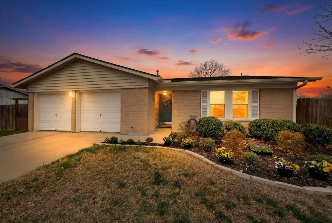 Photo of 1306 Lawnmont DR