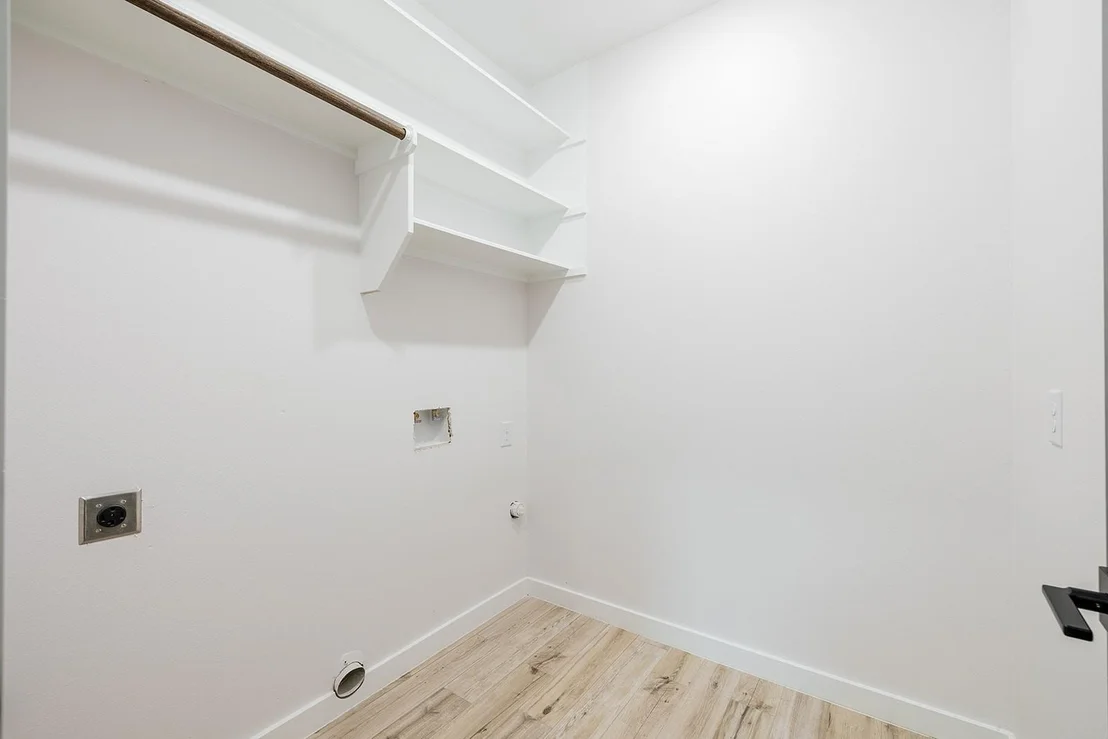 Photo of 10076 West Cave LOOP