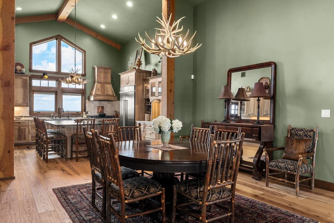 Photo of 115 Trophy Oak PT