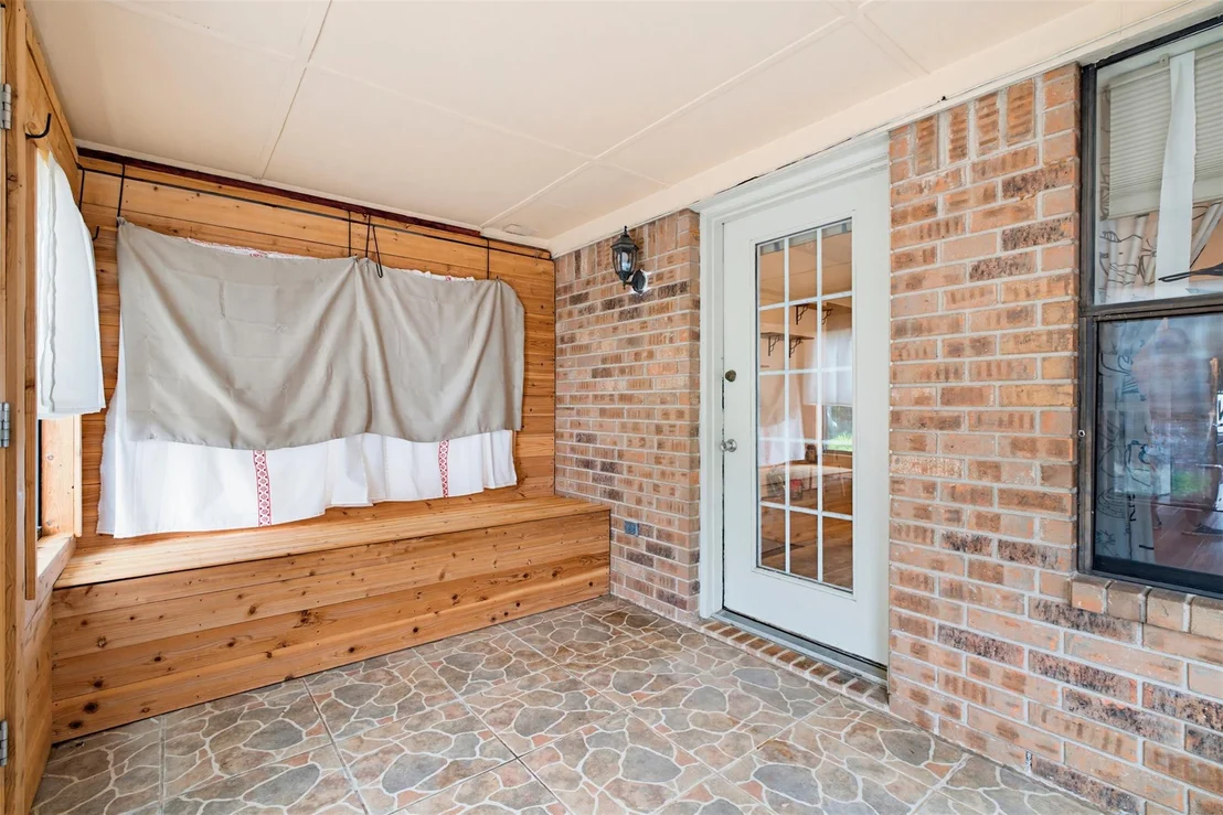 Photo of 501 Meadow DR