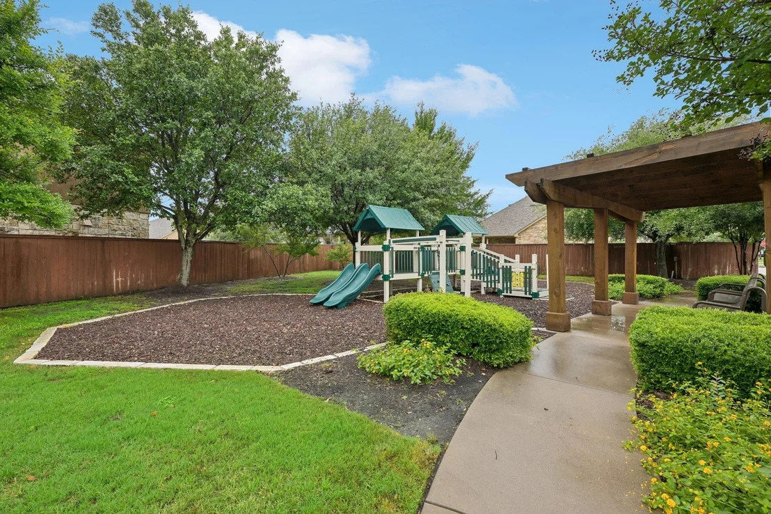 Photo of 2336 Lyla LN