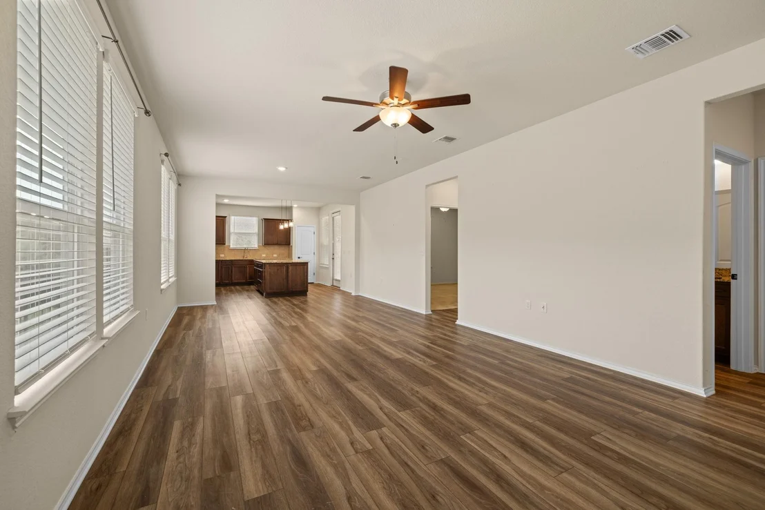 Photo of 716 Kitty Hawk RD