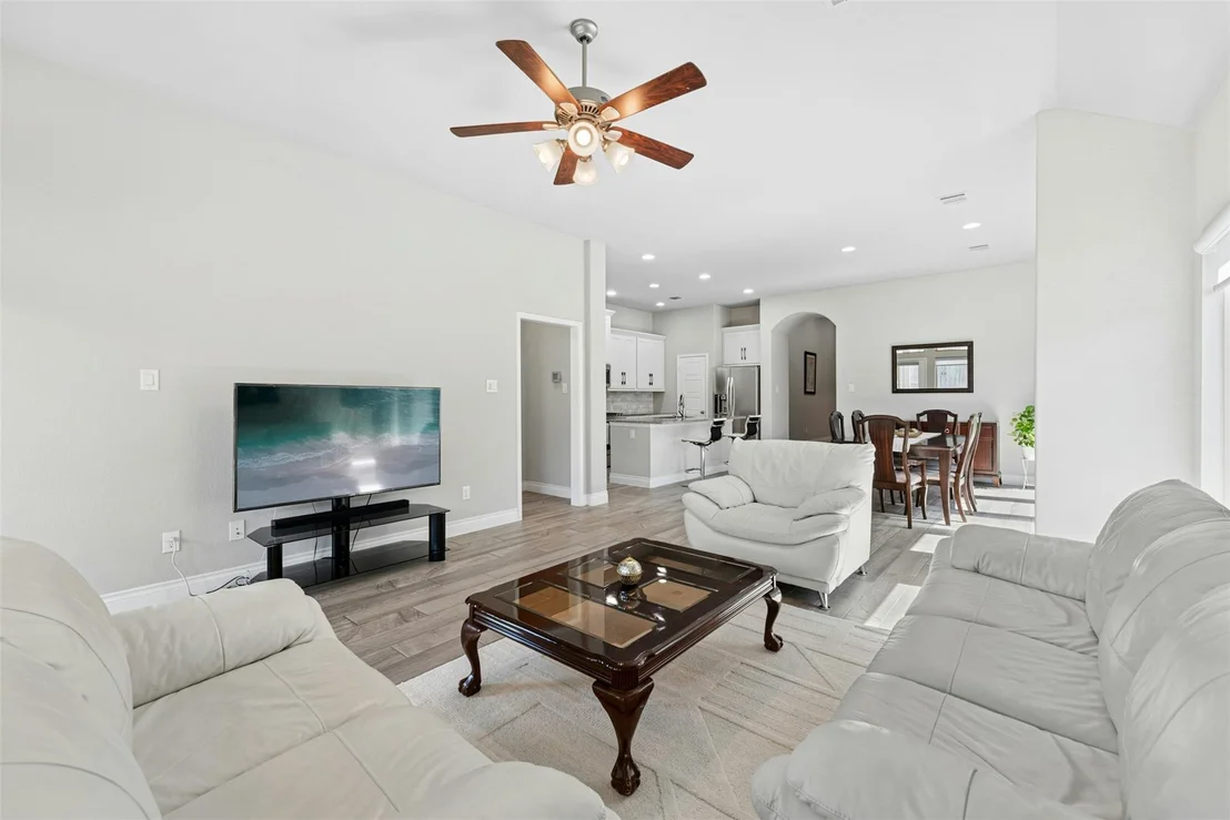 Photo of 341 Crossvine TRL