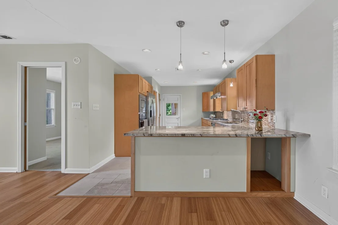 Photo of 4616 Sinclair Ave