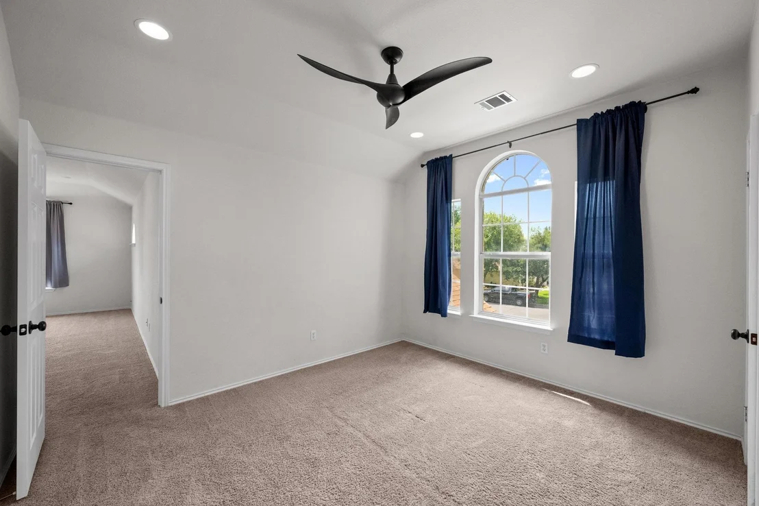 Photo of 122 Retama DR