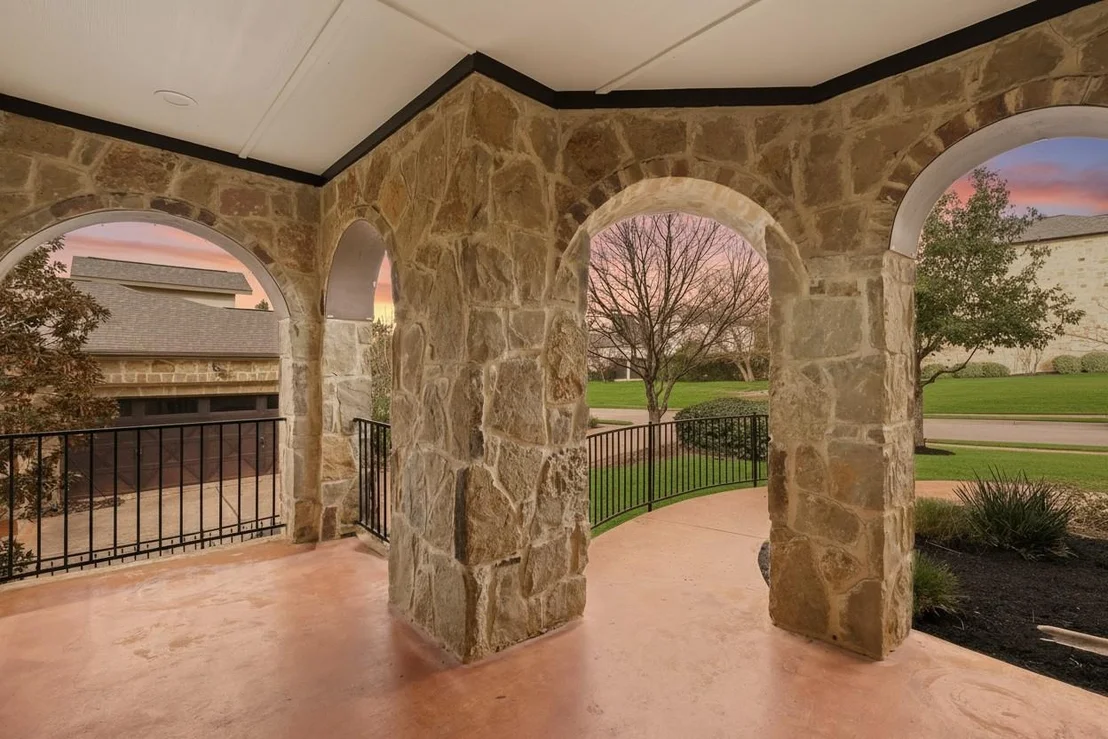 Photo of 302 Duffy LN