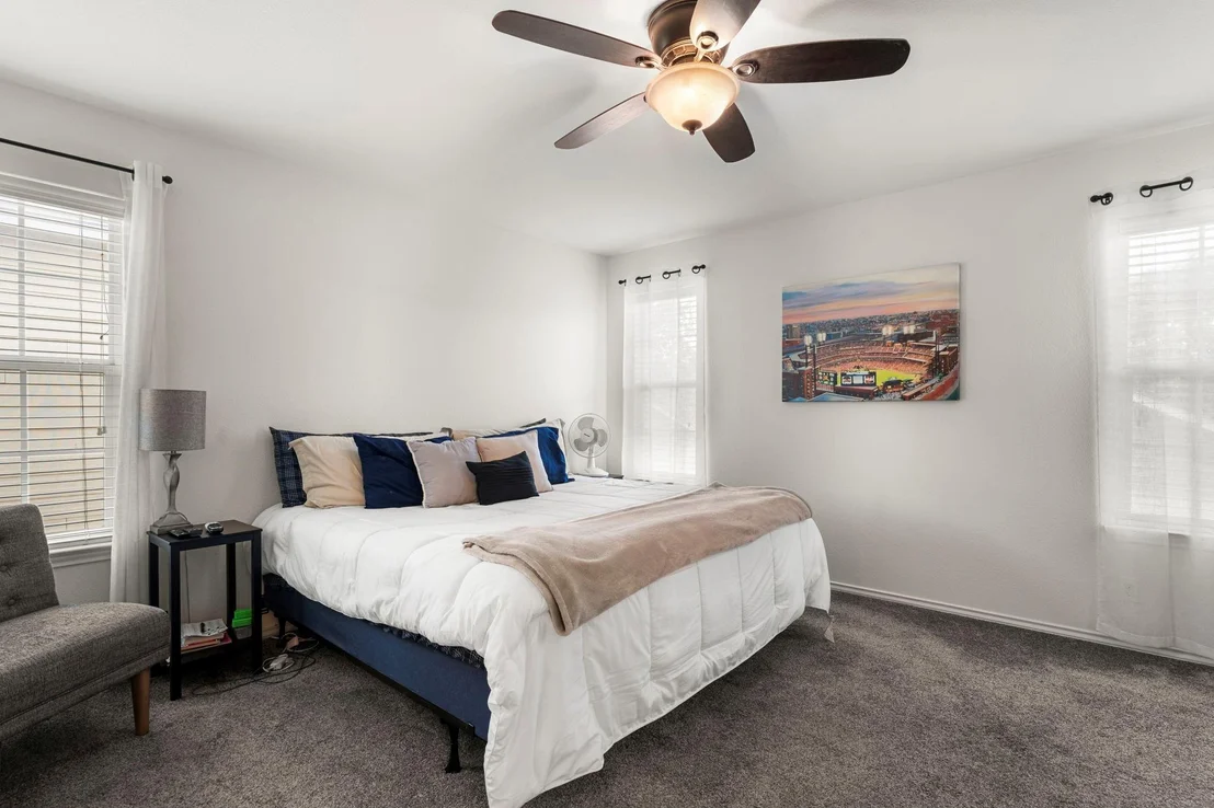 Photo of 1051 Dorn