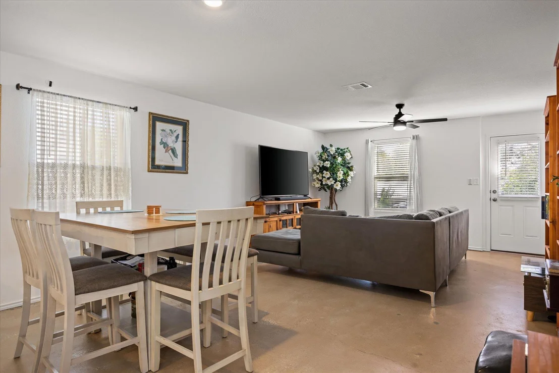 Photo of 36 Trinity CIR