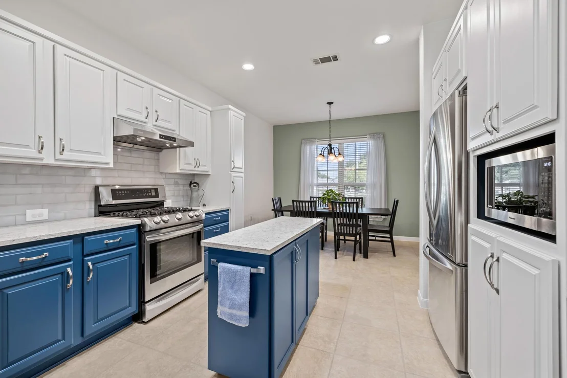 Photo of 302 Rosecliff DR