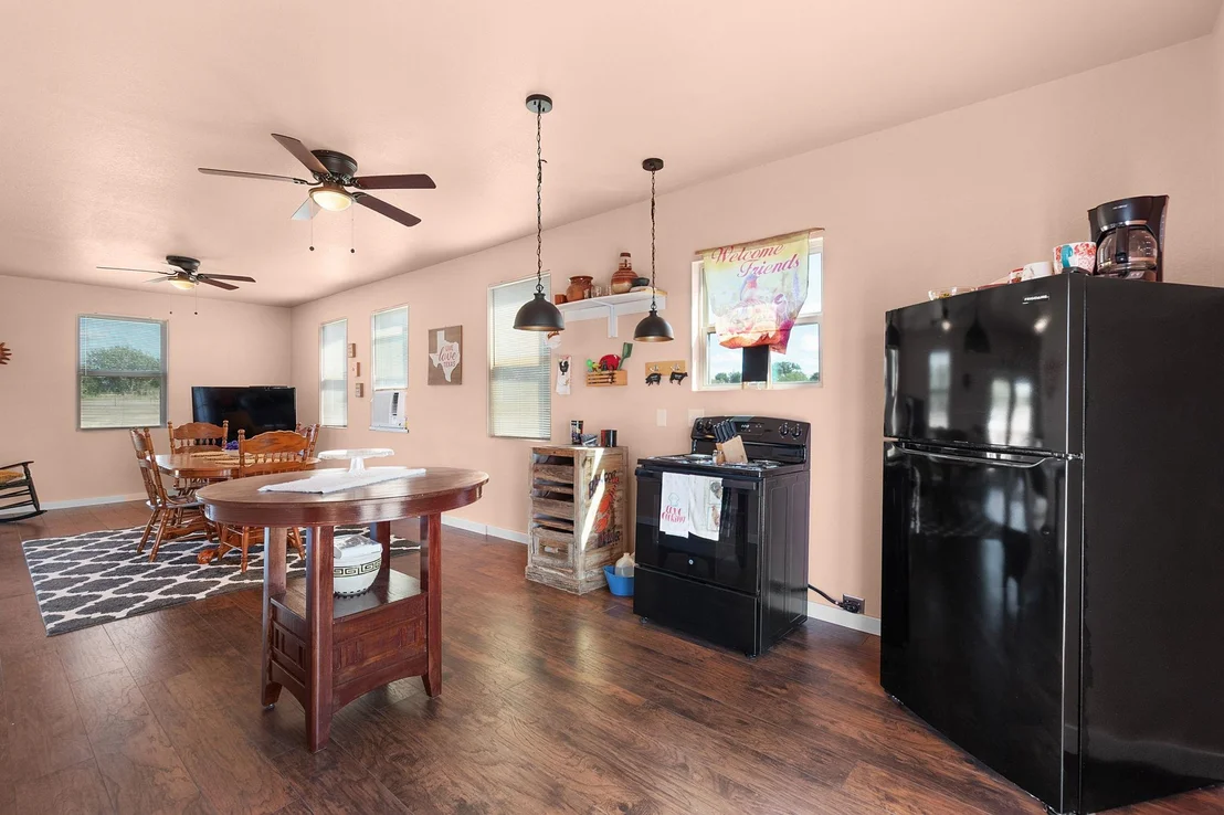 Photo of 10381 County Road 200
