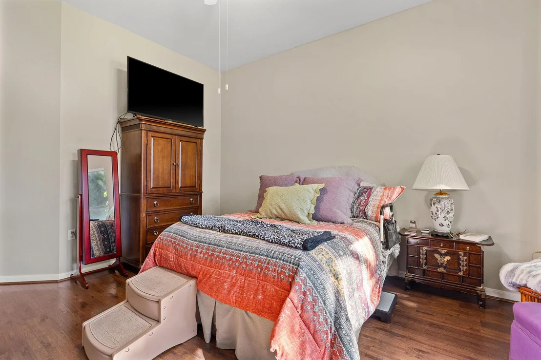 Photo of 101 Morning Glory CIR