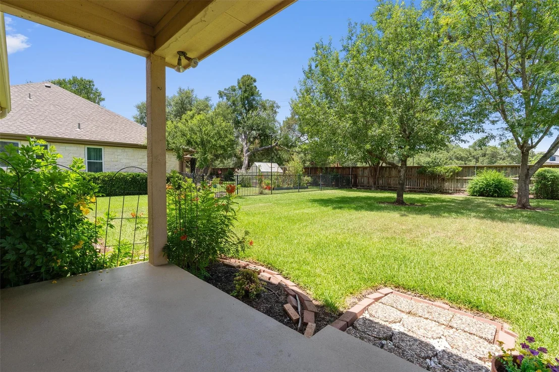 Photo of 106 Stacey LN