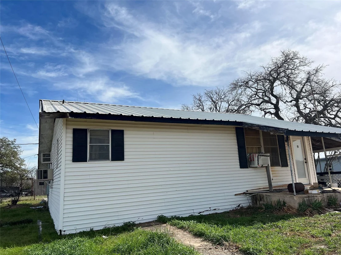 Photo of 1034 Ranch Road 2545