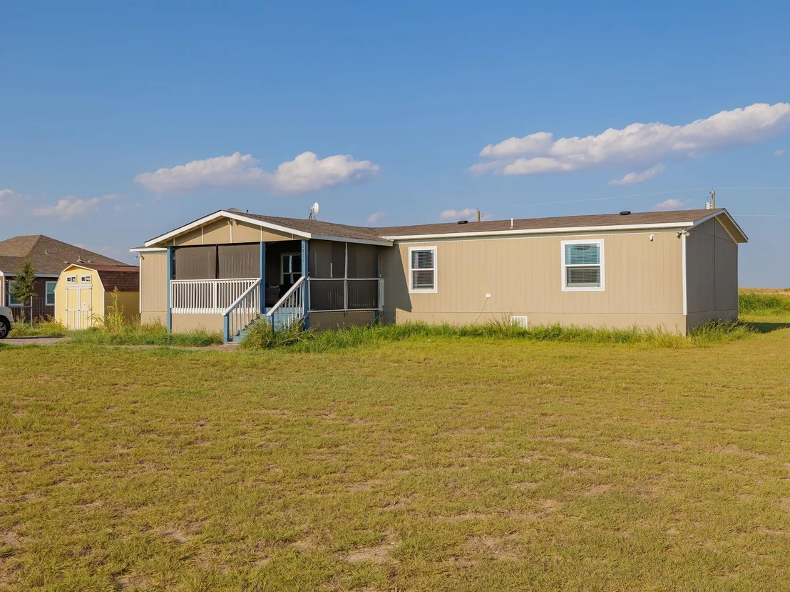 Photo of 2877 County Road 463 RD