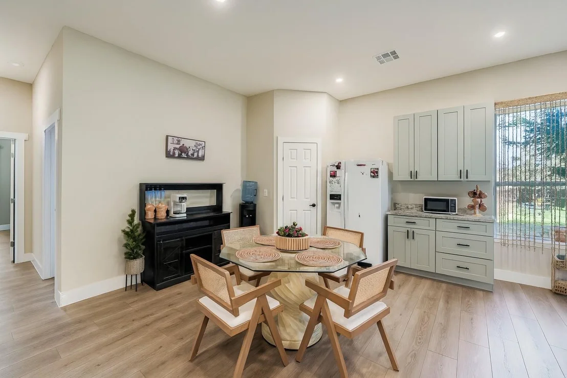 Photo of 149 Arosa DR