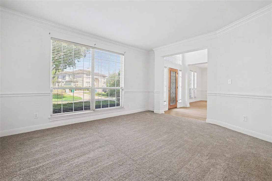 Photo of 38 Tiburon DR