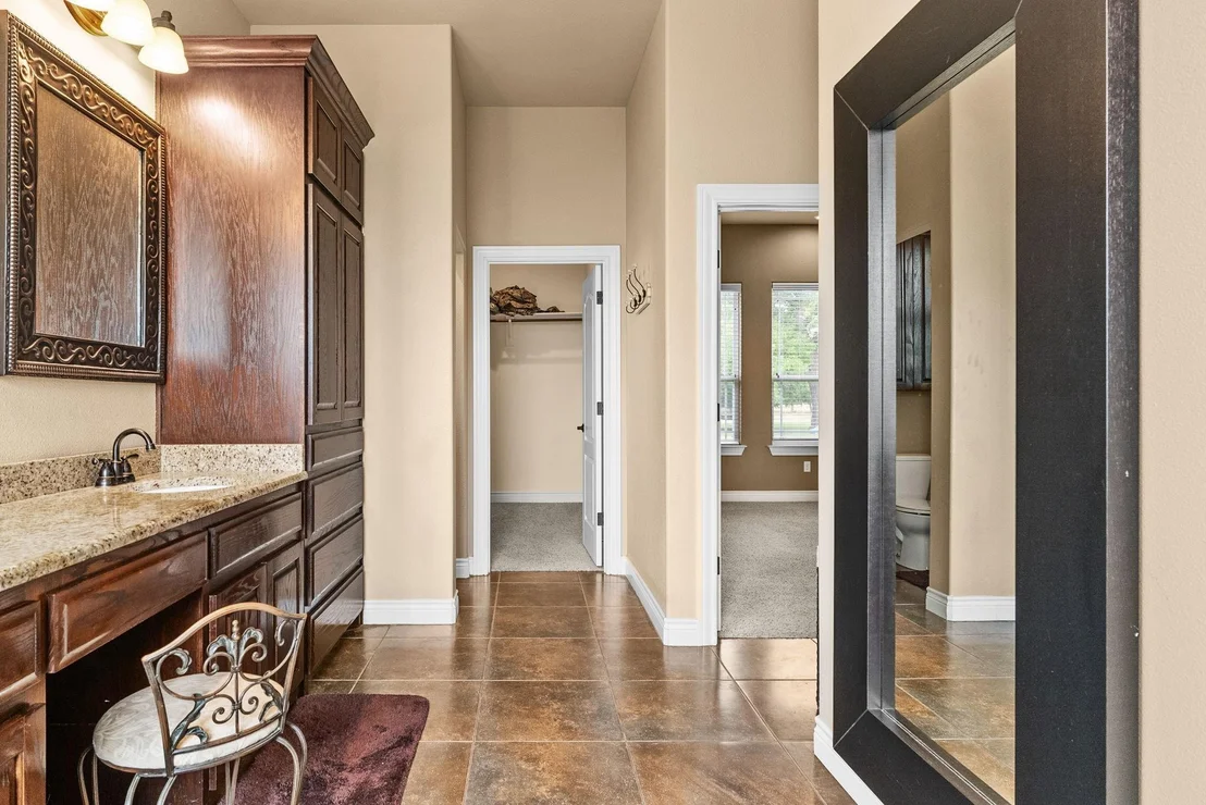 Photo of 121 Eagle Rock