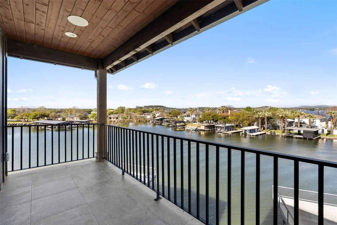 Photo of 175 Pointview DR