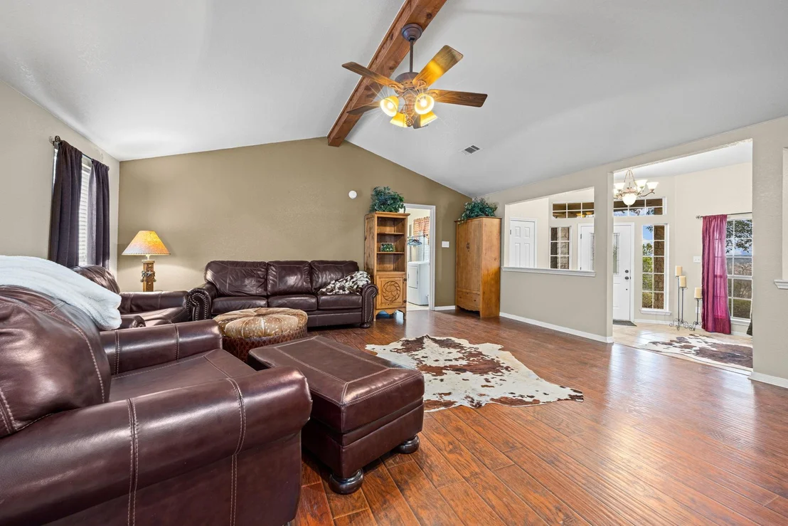 Photo of 207 County Road 4492