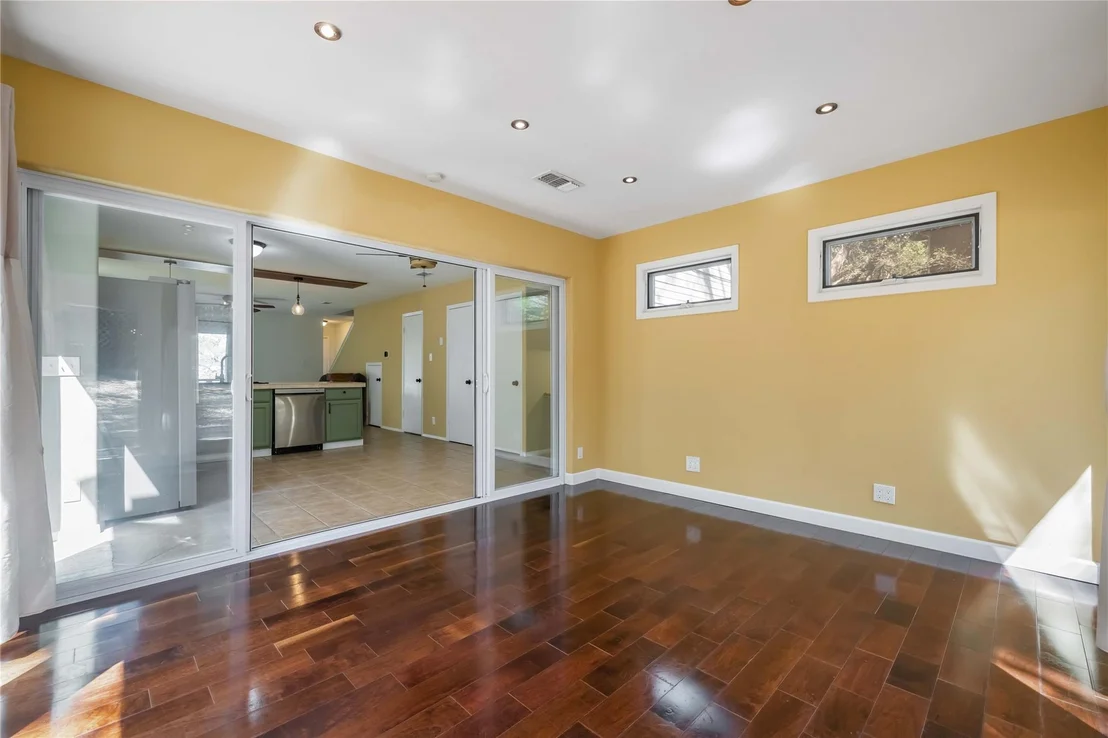 Photo of Unit B at 1703 Waterloo TRL