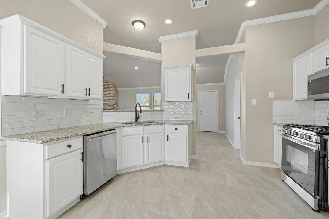 Photo of 246 Bastian LN
