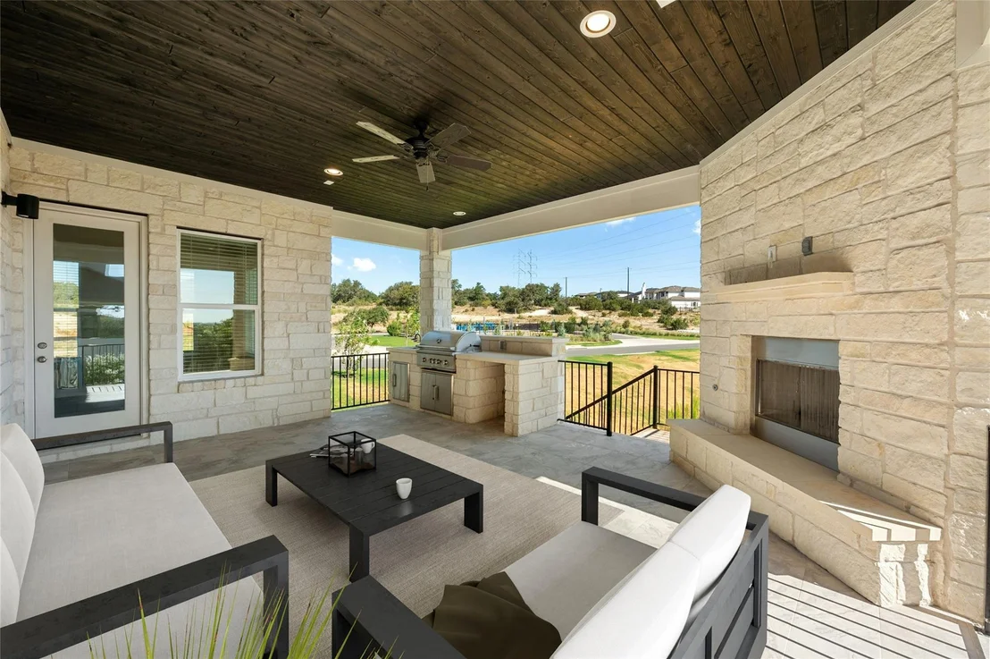 Photo of 601 Gunison DR