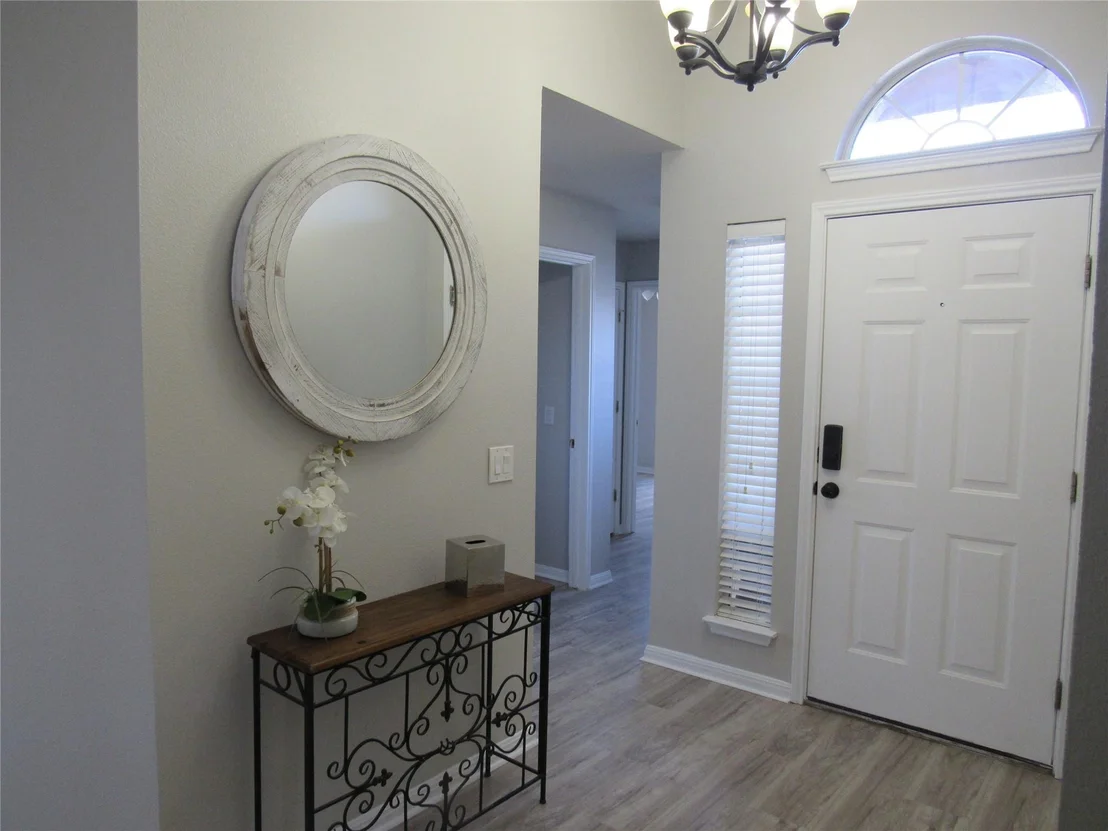 Photo of 1002 Stewart DR