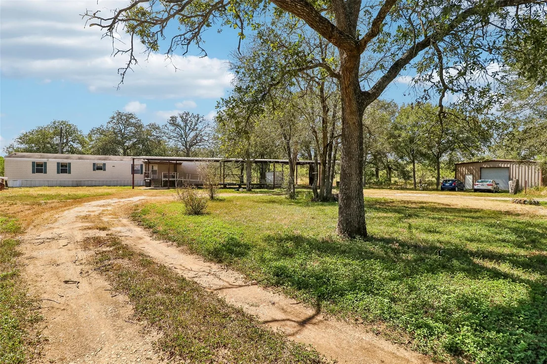 Photo of 716 W County Road 109 RD