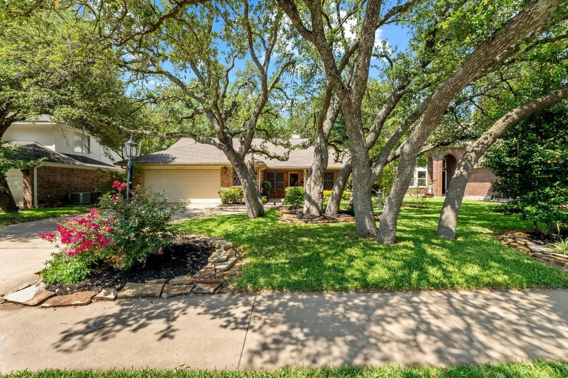 Photo of 8417 Cornerwood DR
