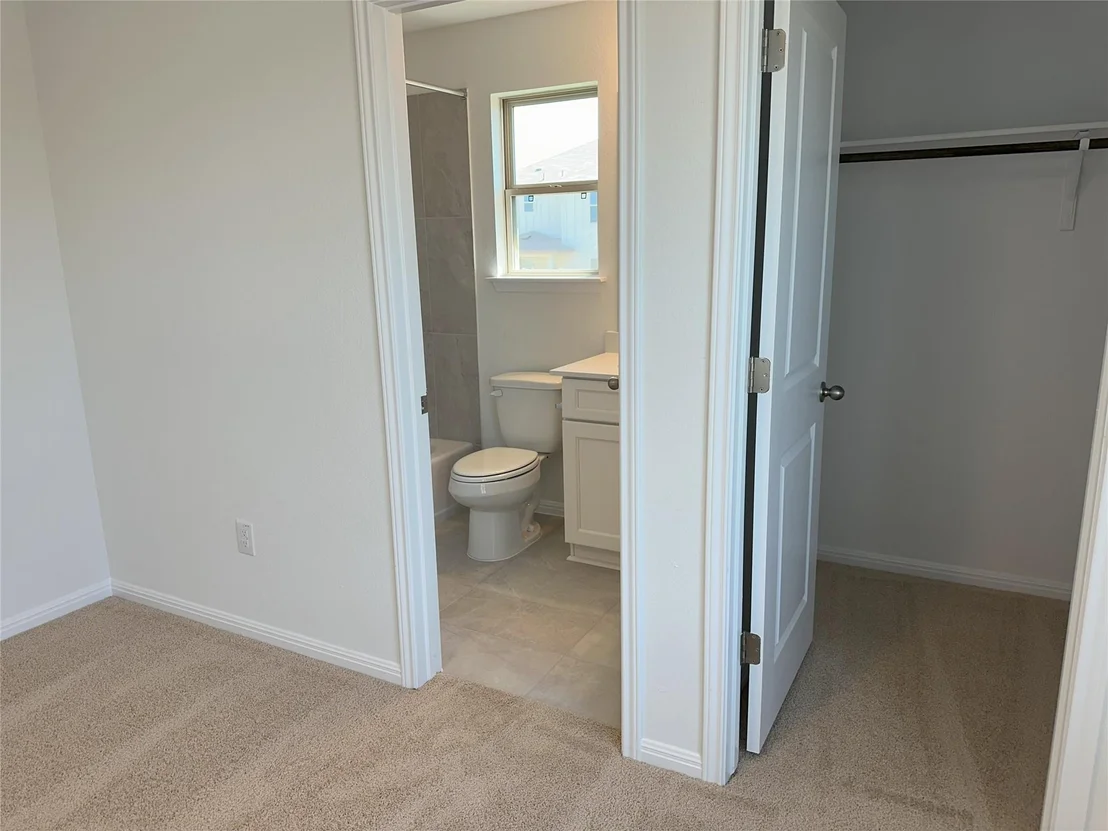 Photo of 179 White Horses DR