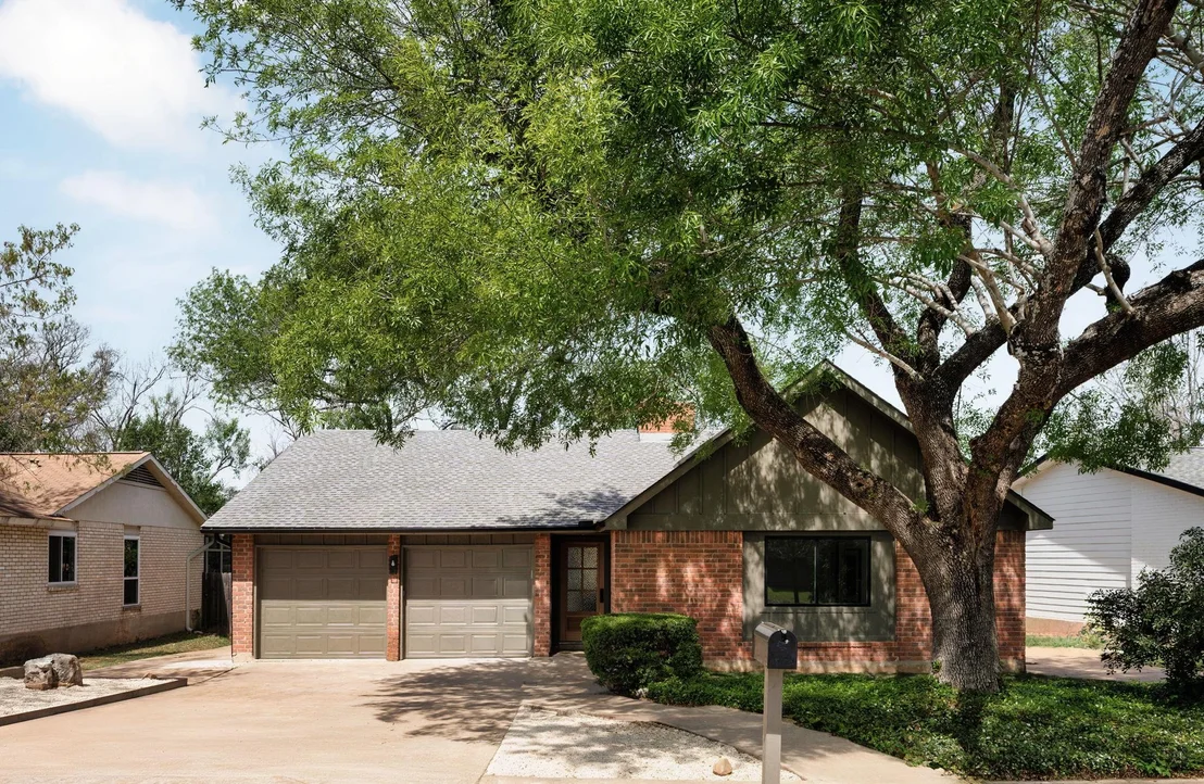 Photo of 7602 Whispering Oaks DR