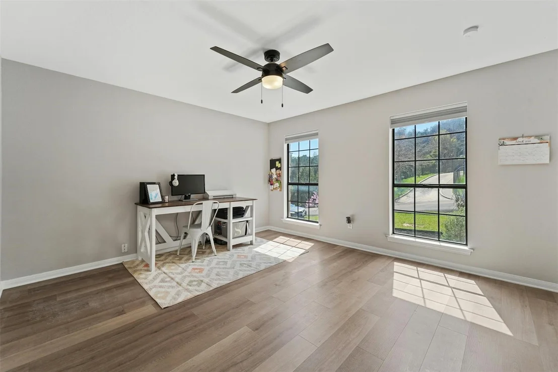 Photo of 21302 High DR