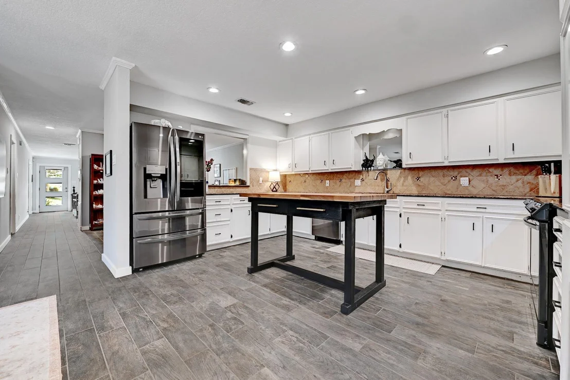 Photo of Unit C at 11133 Pinehurst DR