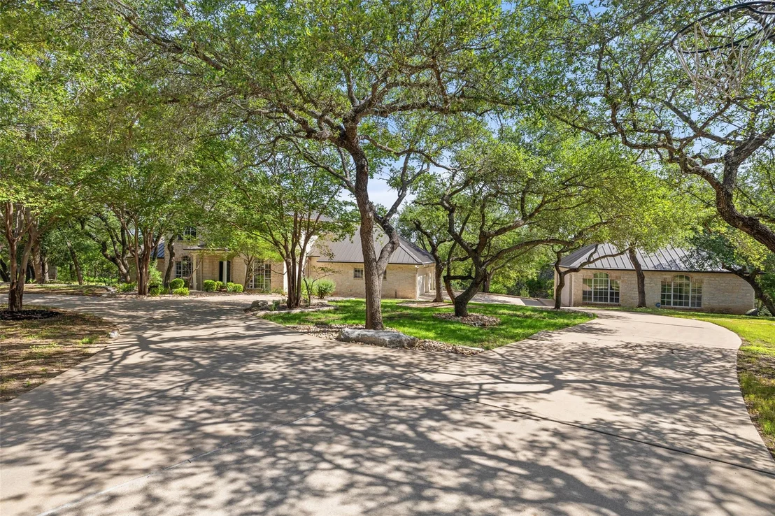 Photo of 604 N River Hills RD