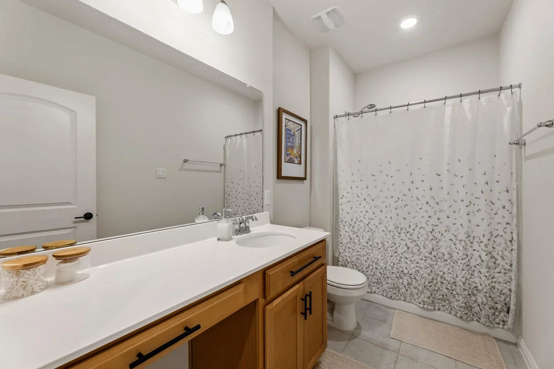 Photo of 304 Sweetleaf DR