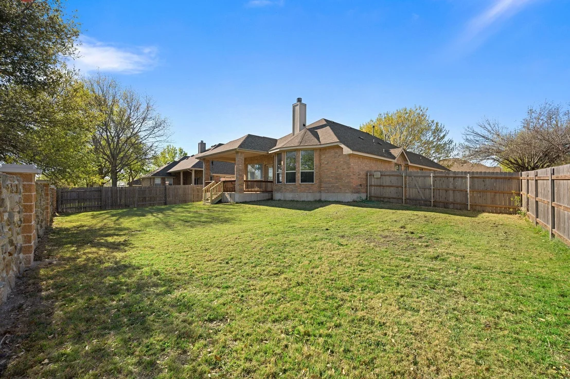 Photo of 2221 Village View LOOP