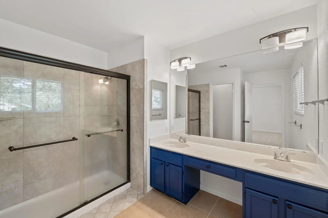 Photo of 11202 Holster CT