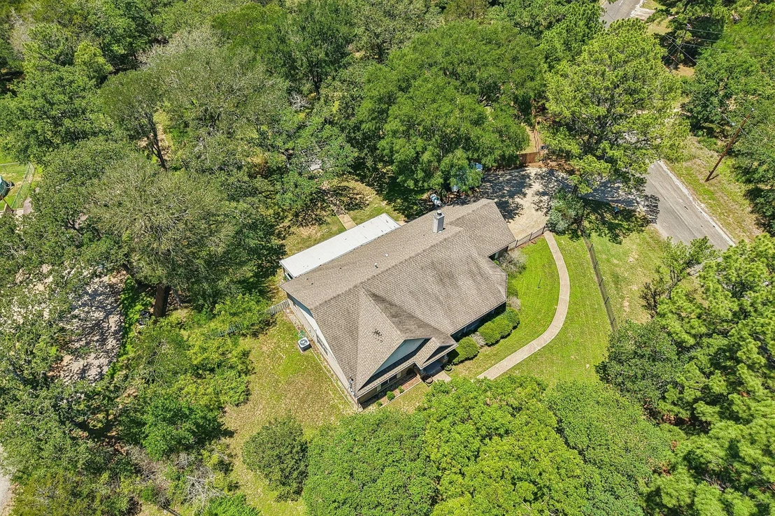 Photo of 241 Laura LN
